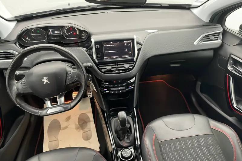 Image secondaire du véhicule 10