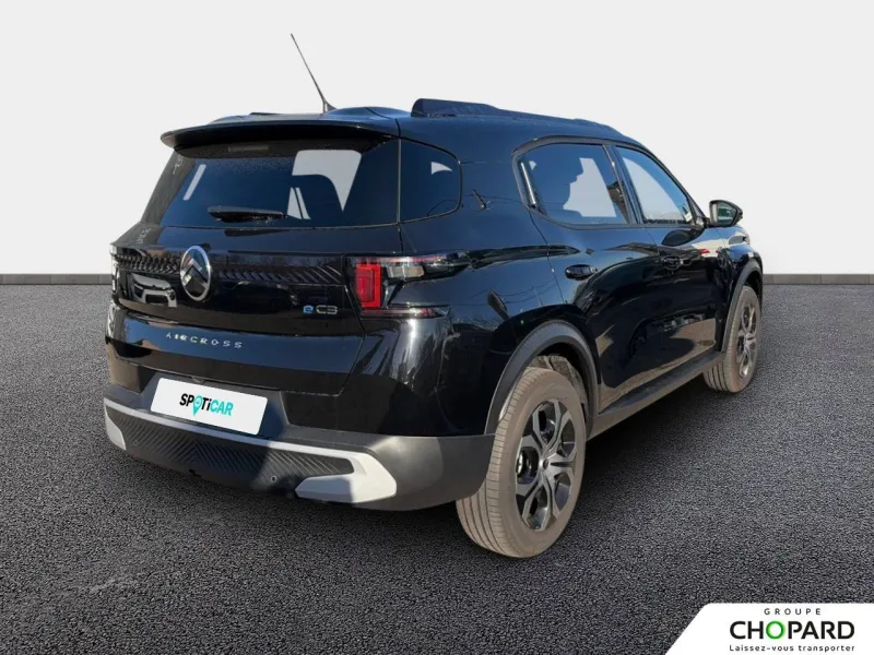 Image secondaire du véhicule 4