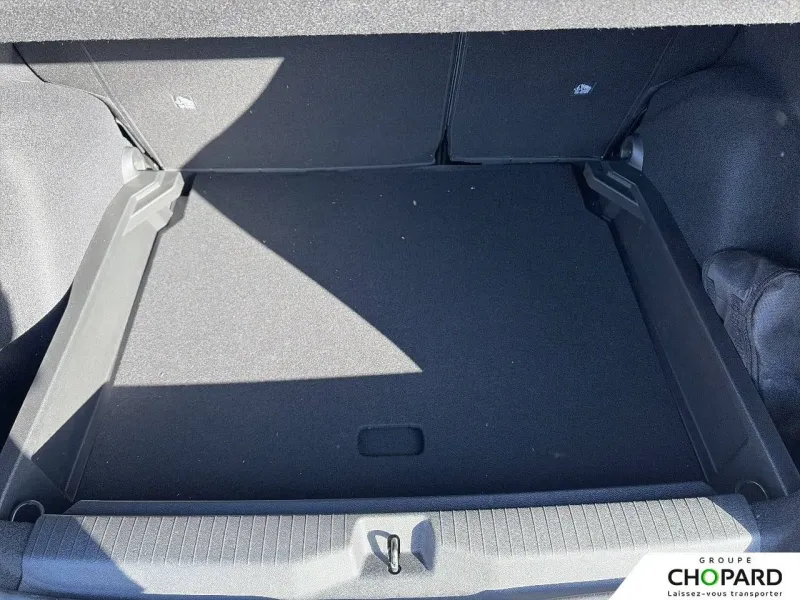 Image secondaire du véhicule 9