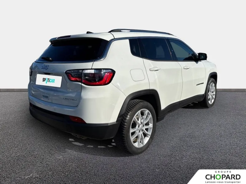 Image secondaire du véhicule 4