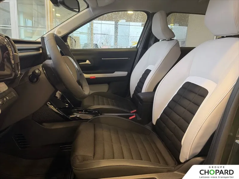 Image secondaire du véhicule 12