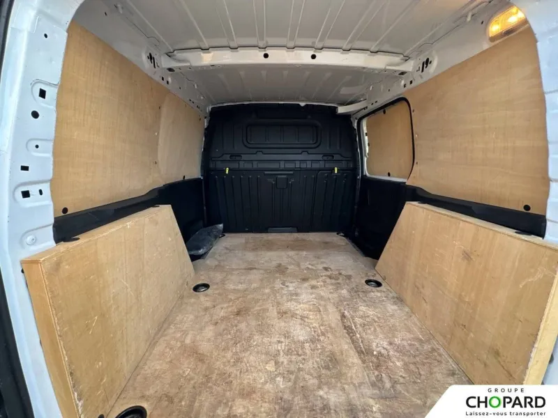 Image secondaire du véhicule 9