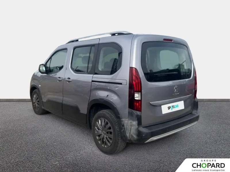 Image secondaire du véhicule 8