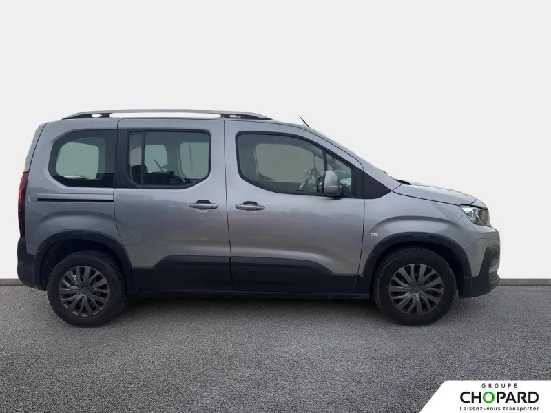 Image secondaire du véhicule 10