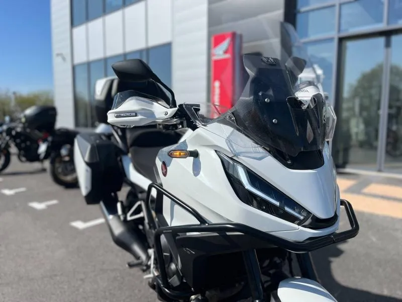 Image secondaire du véhicule 6