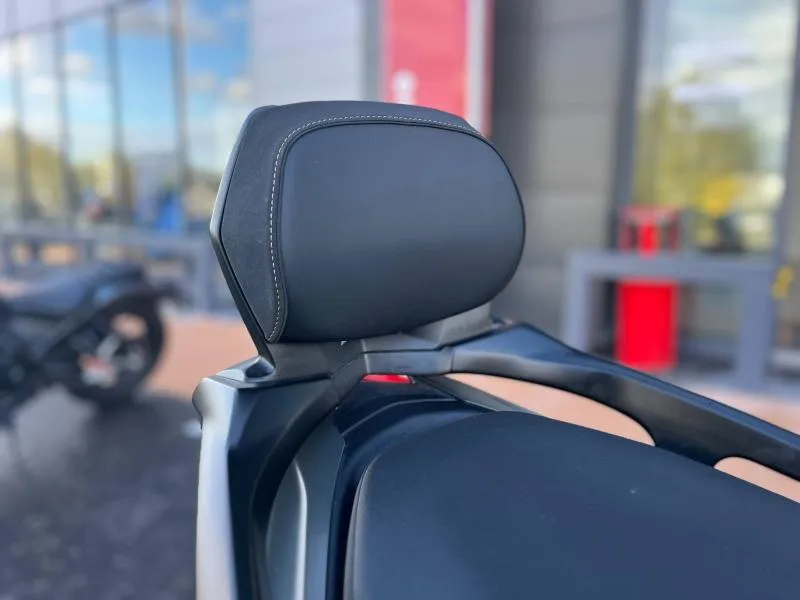 Image secondaire du véhicule 7