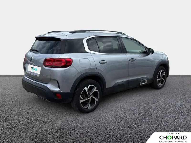 Image secondaire du véhicule 8