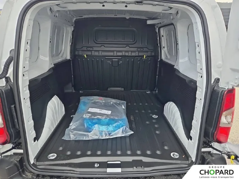 Image secondaire du véhicule 9