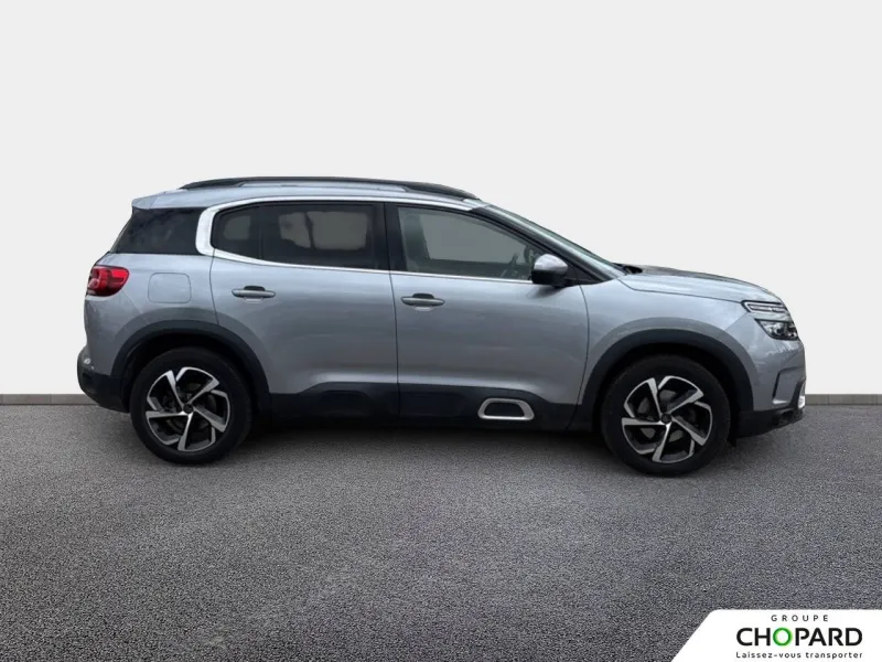 Image secondaire du véhicule 10