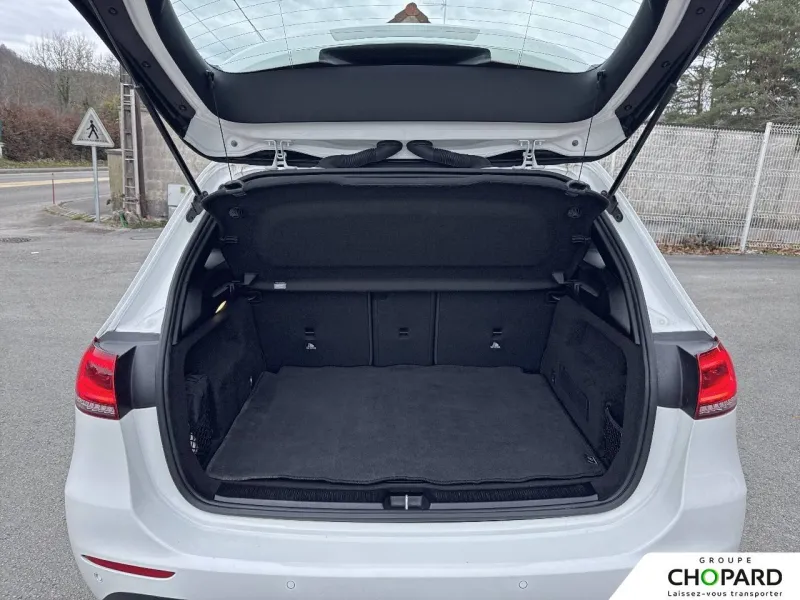 Image secondaire du véhicule 10