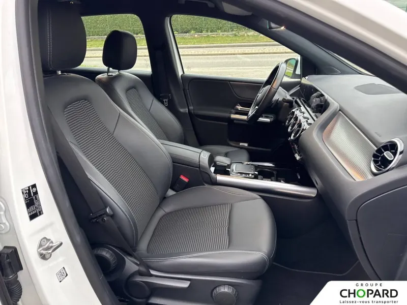 Image secondaire du véhicule 14