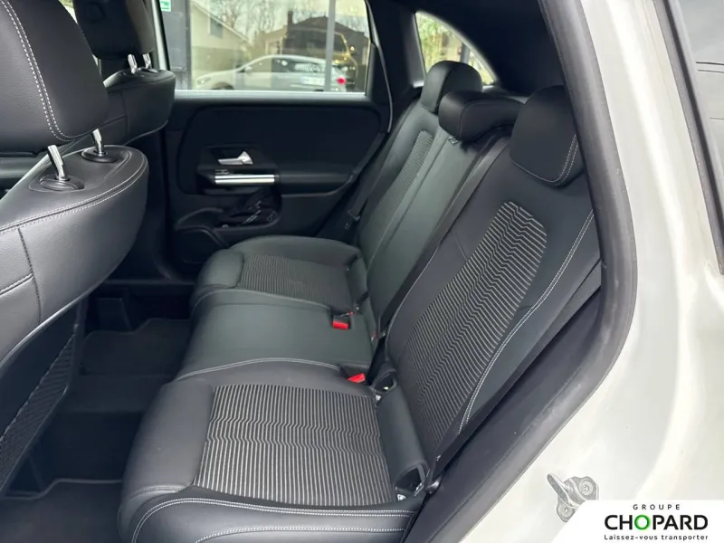 Image secondaire du véhicule 19