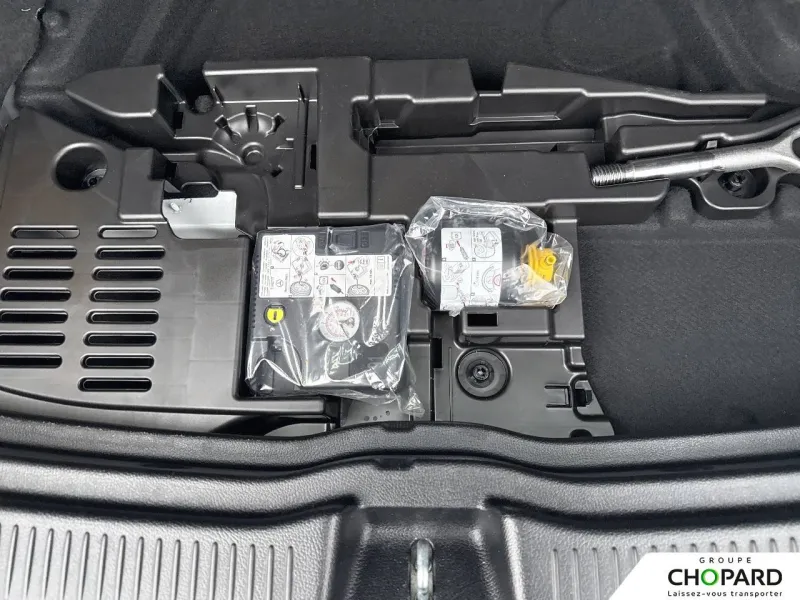 Image secondaire du véhicule 24