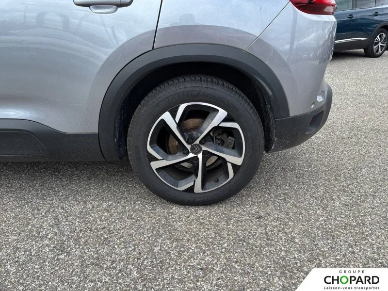 Image secondaire du véhicule 22