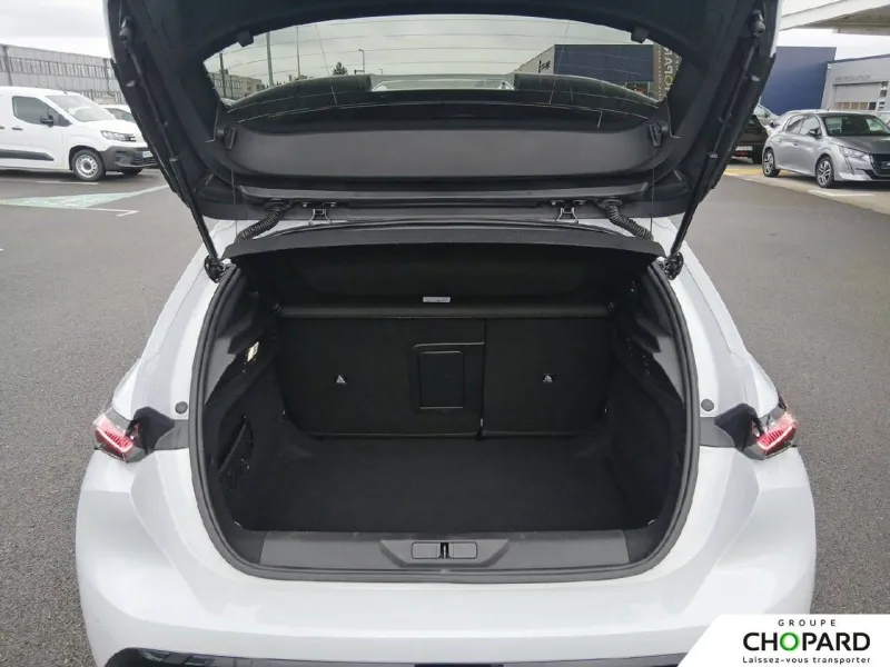 Image secondaire du véhicule 9