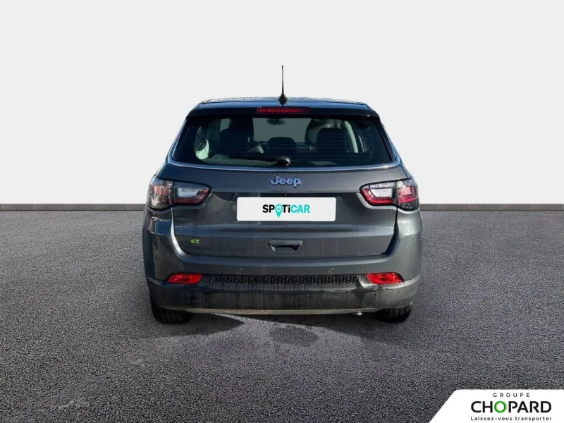 Image secondaire du véhicule 6