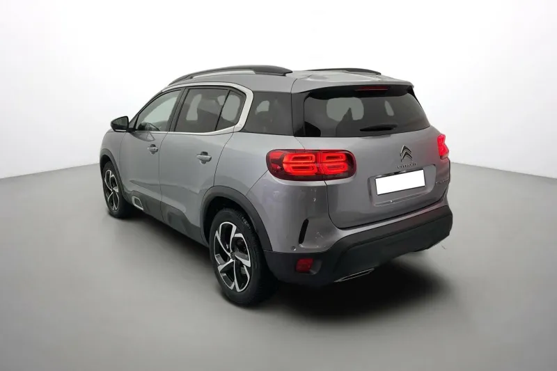 Image secondaire du véhicule 37