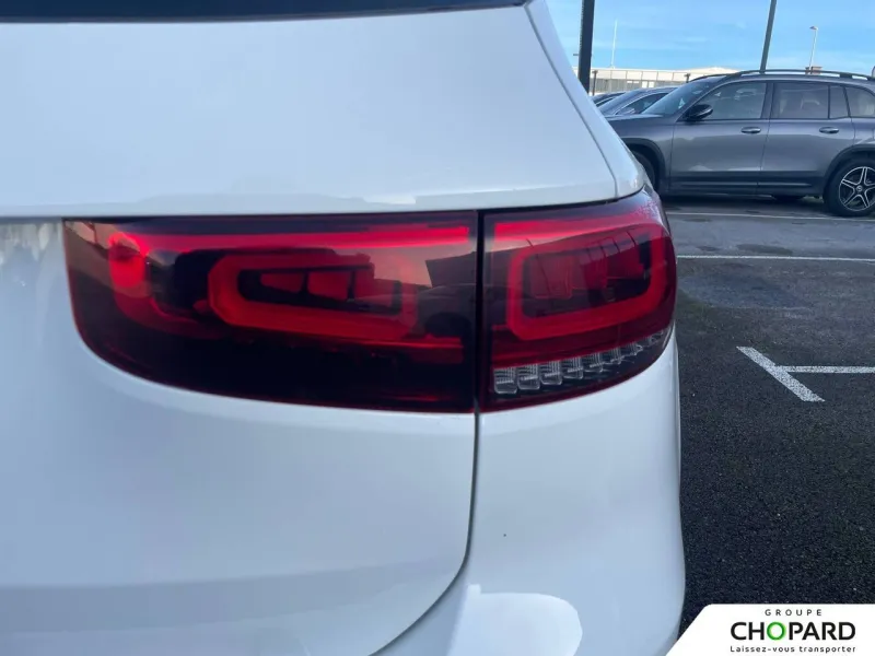 Image secondaire du véhicule 24