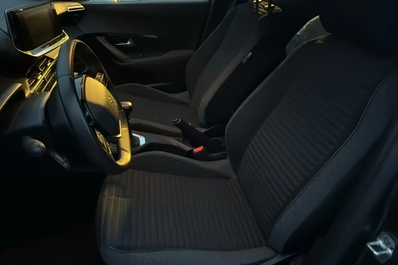 Image secondaire du véhicule 10