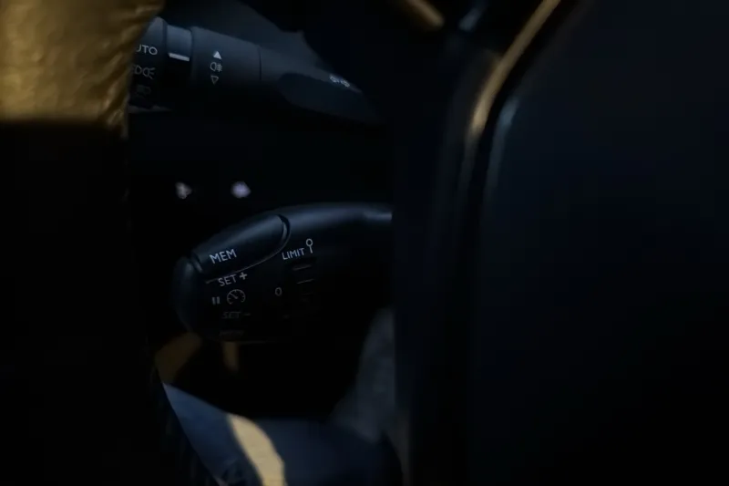 Image secondaire du véhicule 22