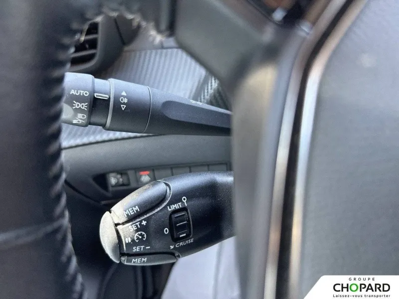 Image secondaire du véhicule 23