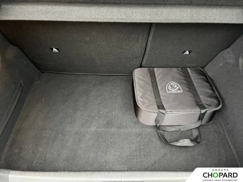 Image secondaire du véhicule 7