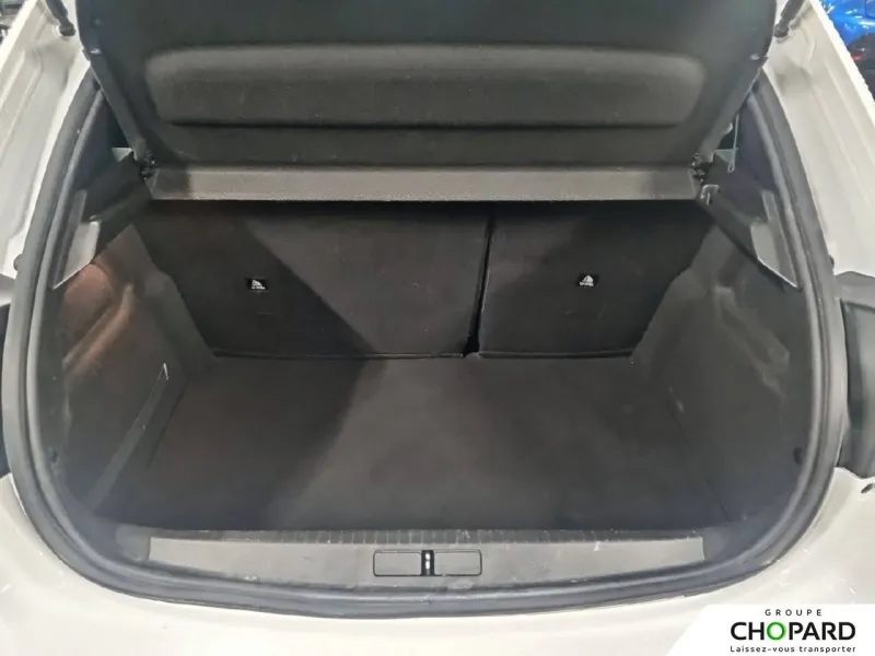 Image secondaire du véhicule 7