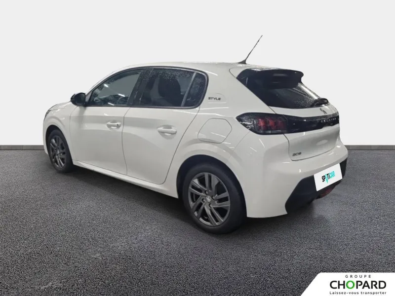 Image secondaire du véhicule 8