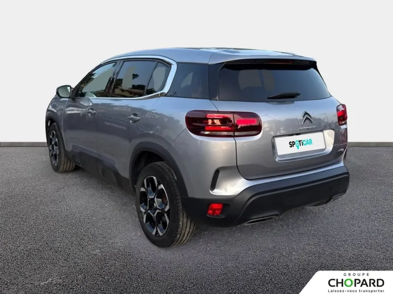 Image secondaire du véhicule 8