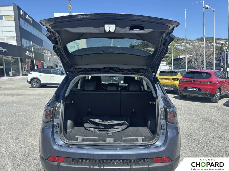 Image secondaire du véhicule 7