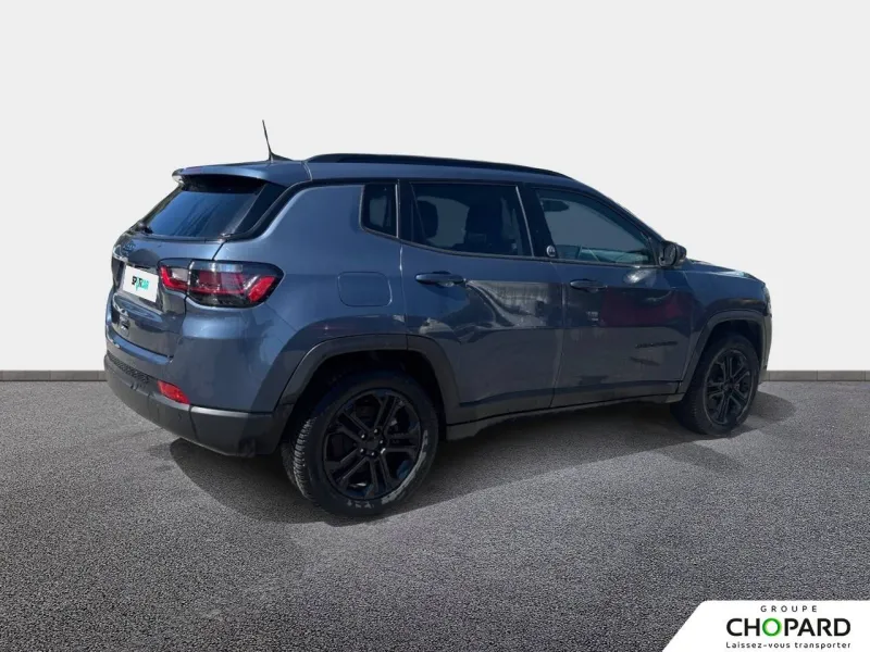 Image secondaire du véhicule 9