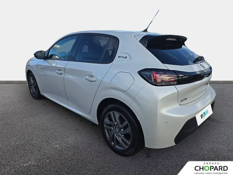 Image secondaire du véhicule 8