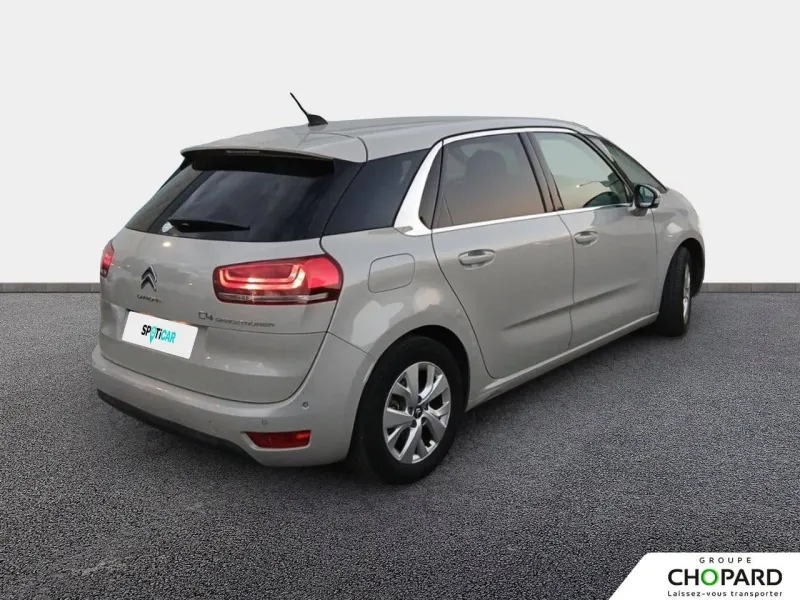 Image secondaire du véhicule 9