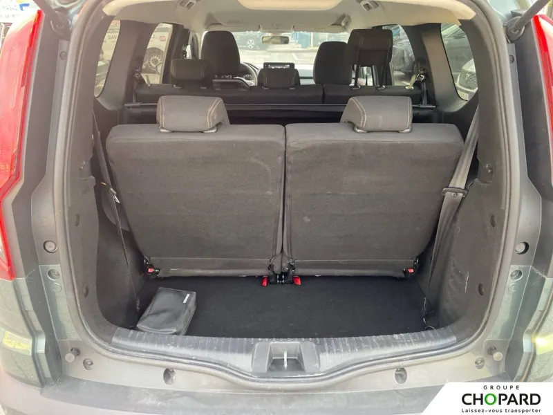 Image secondaire du véhicule 7