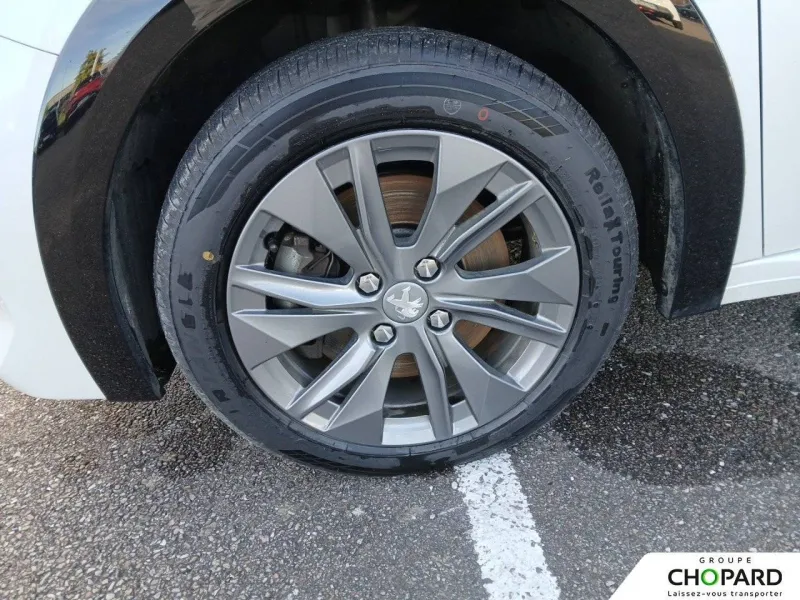 Image secondaire du véhicule 4