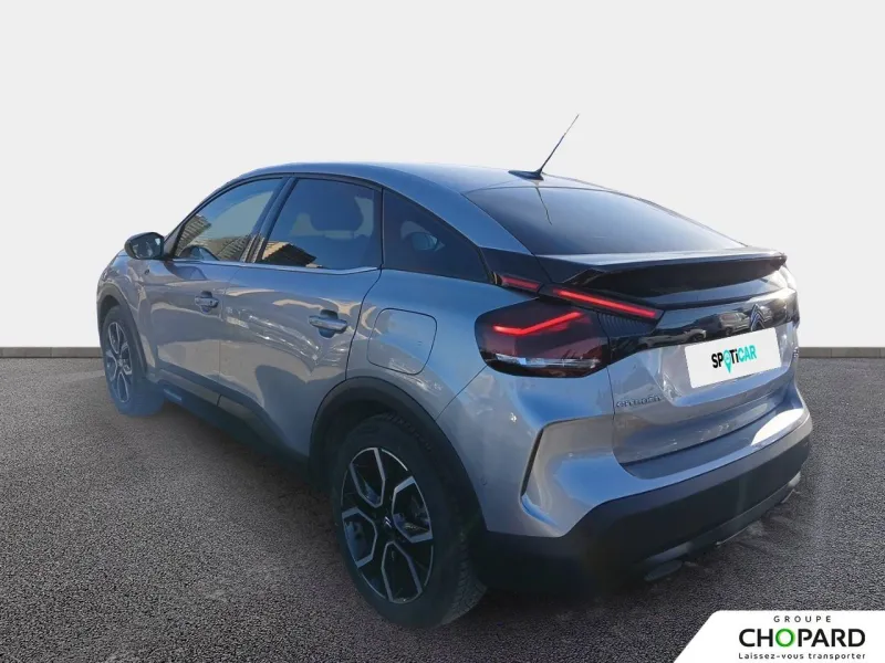 Image secondaire du véhicule 8