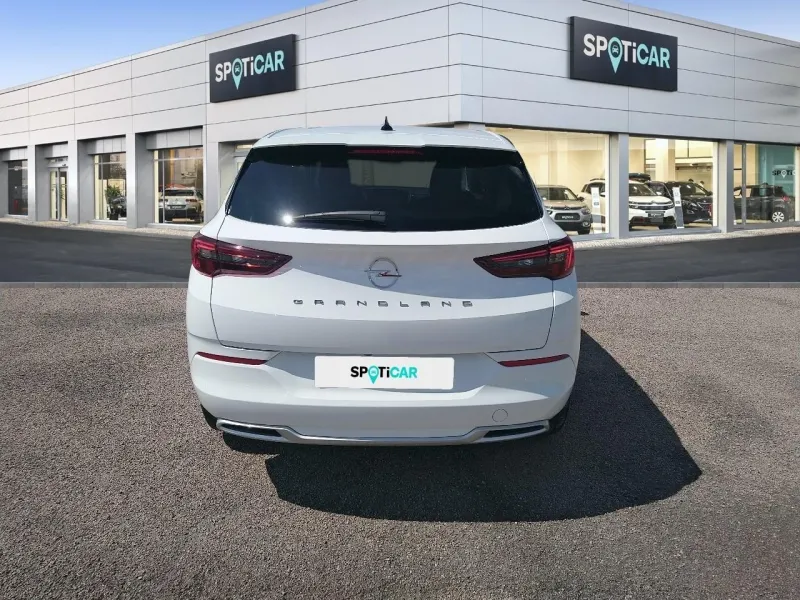 Image secondaire du véhicule 6