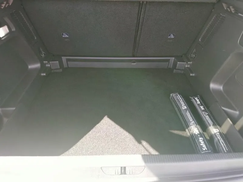 Image secondaire du véhicule 8