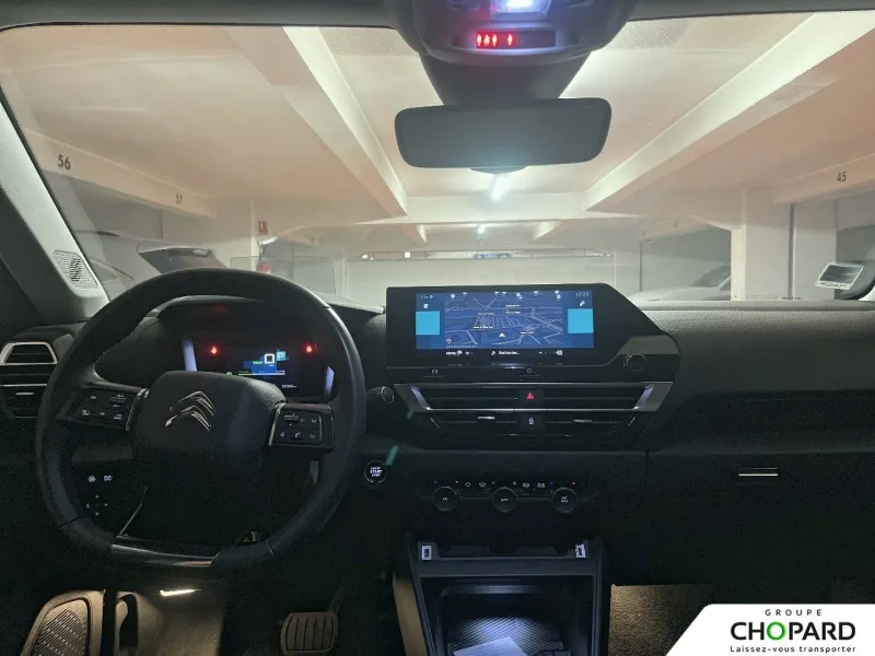 Image secondaire du véhicule 9