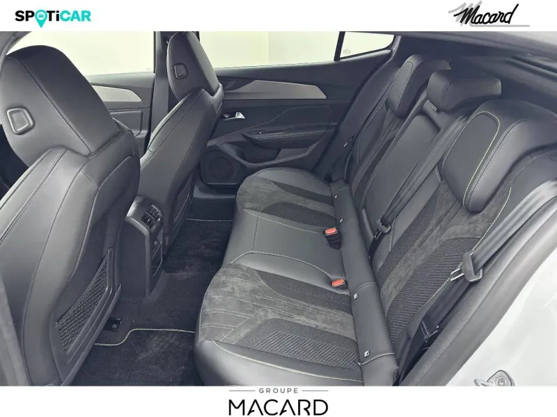 Image secondaire du véhicule 10