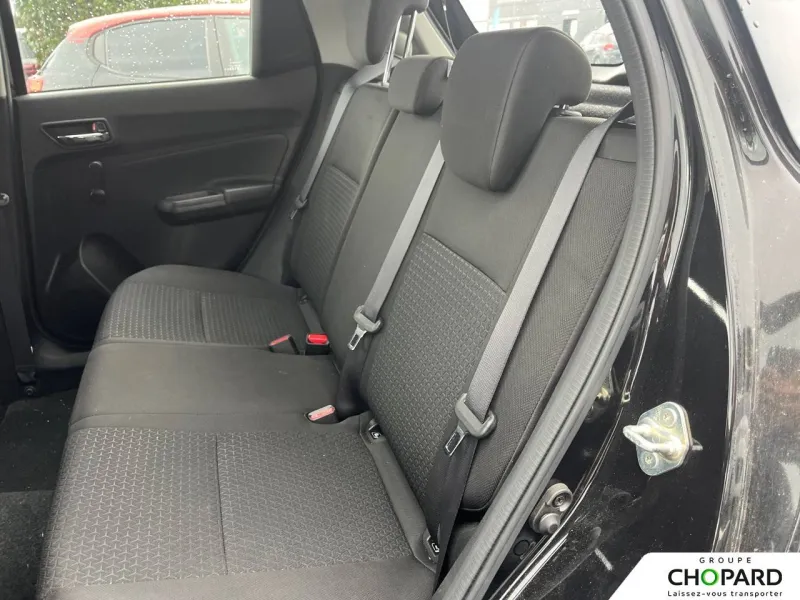 Image secondaire du véhicule 10