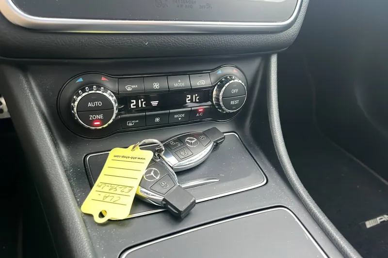 Image secondaire du véhicule 21