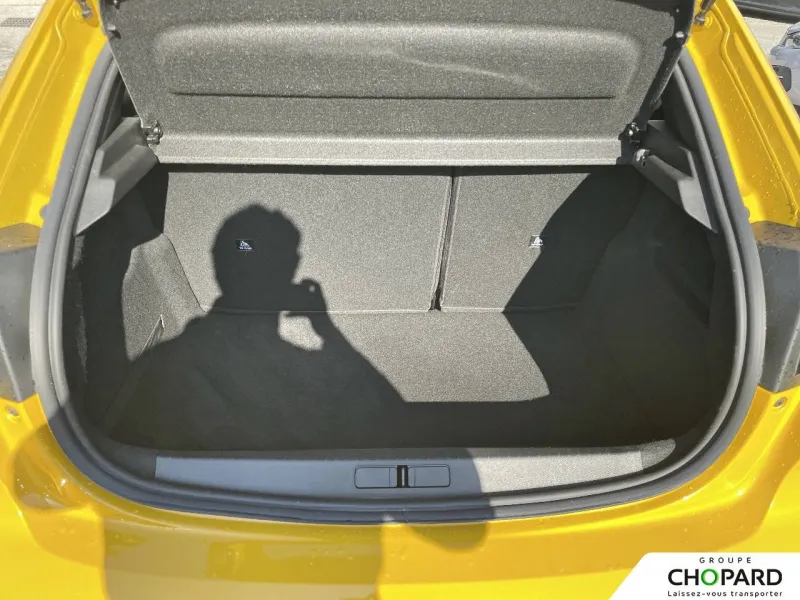 Image secondaire du véhicule 6