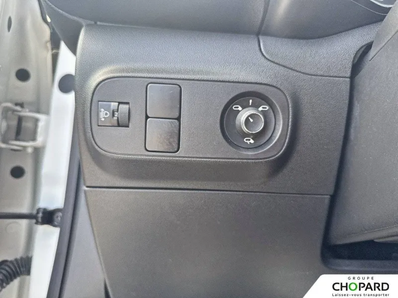 Image secondaire du véhicule 9