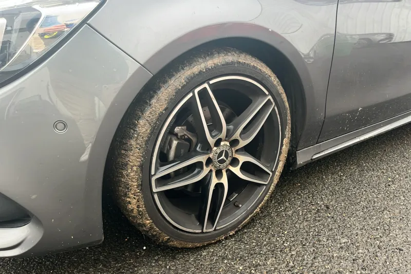 Image secondaire du véhicule 36