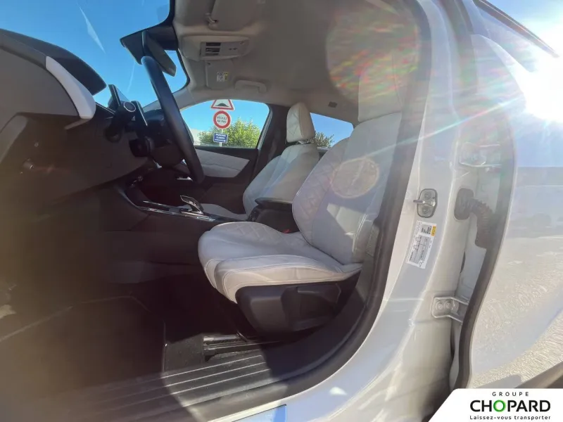 Image secondaire du véhicule 6