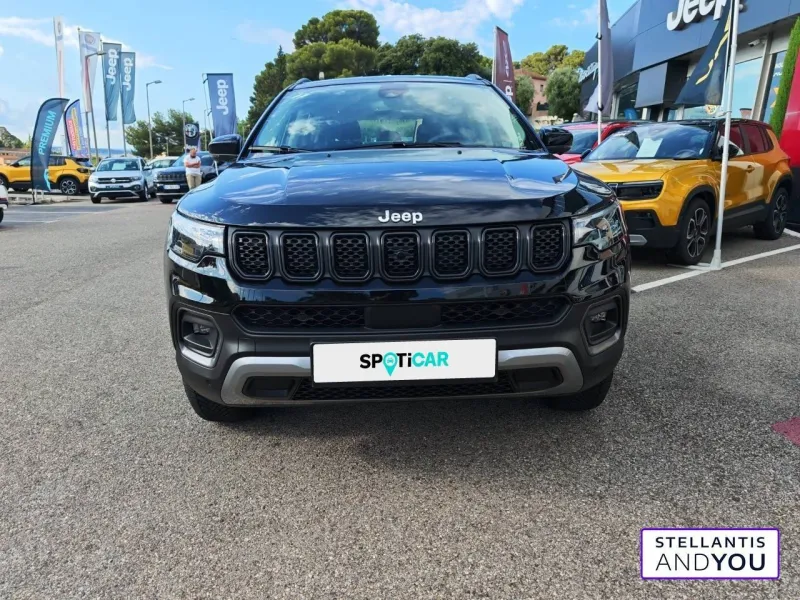 Image secondaire du véhicule 3