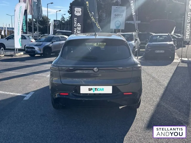 Image secondaire du véhicule 6