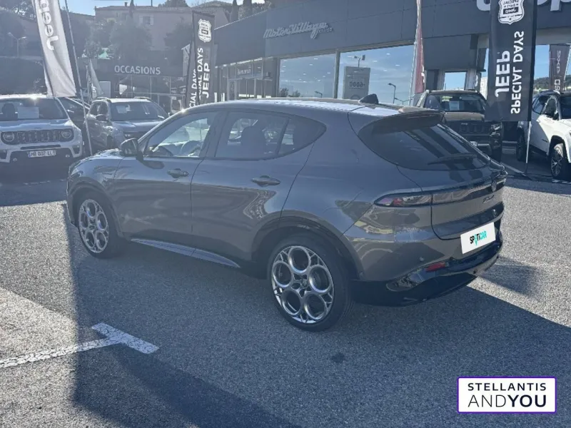 Image secondaire du véhicule 8