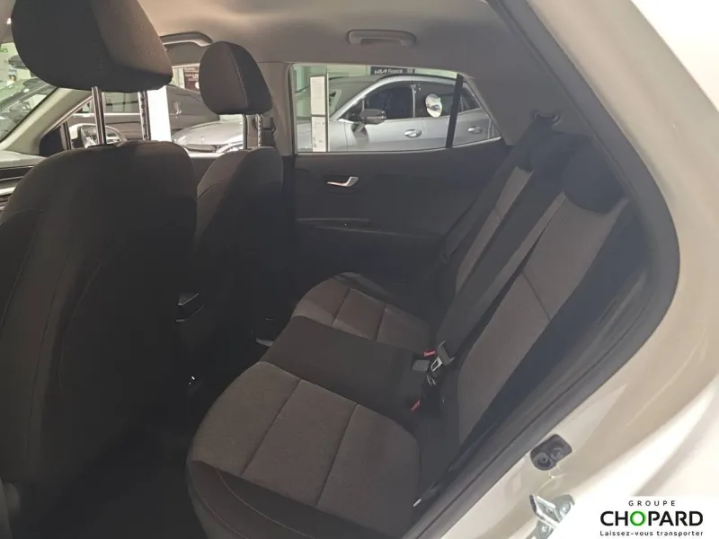 Image secondaire du véhicule 19